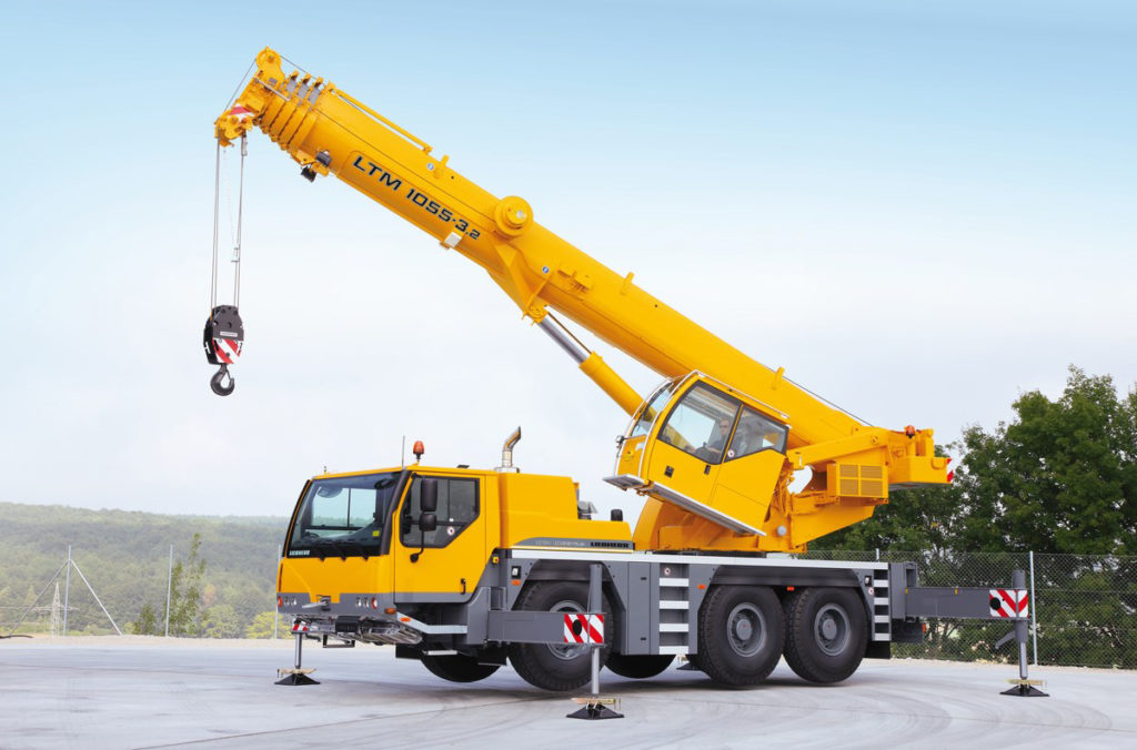 Benefits of Hiring Mini Cranes for Your Business
