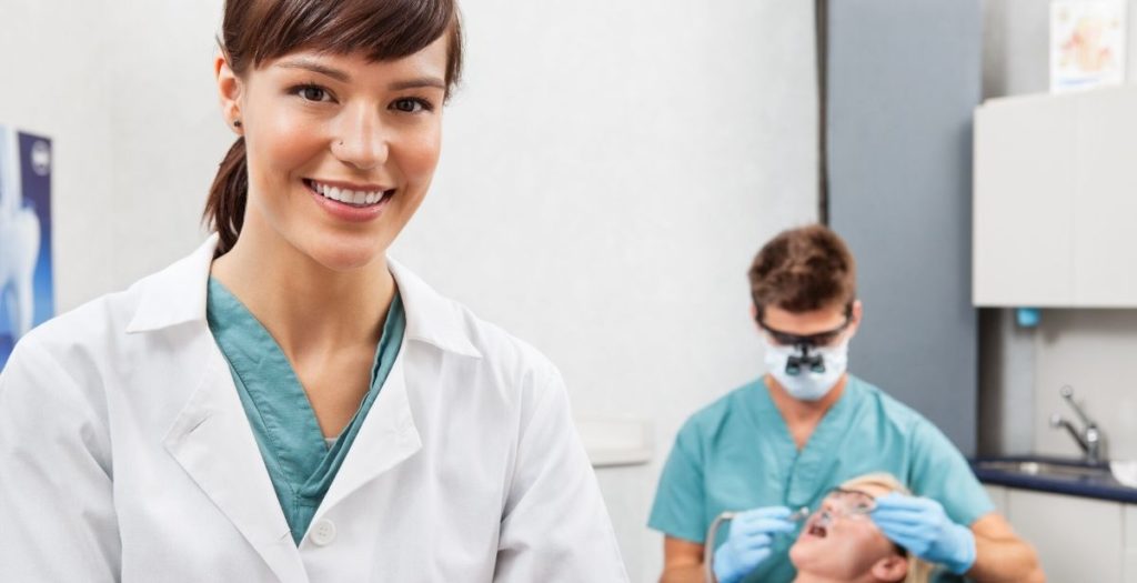Reasons that make dental assisting an excellent career choice